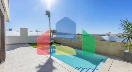 НОВЫЕ ВИЛЛЫ В РОХАЛЕСЕ