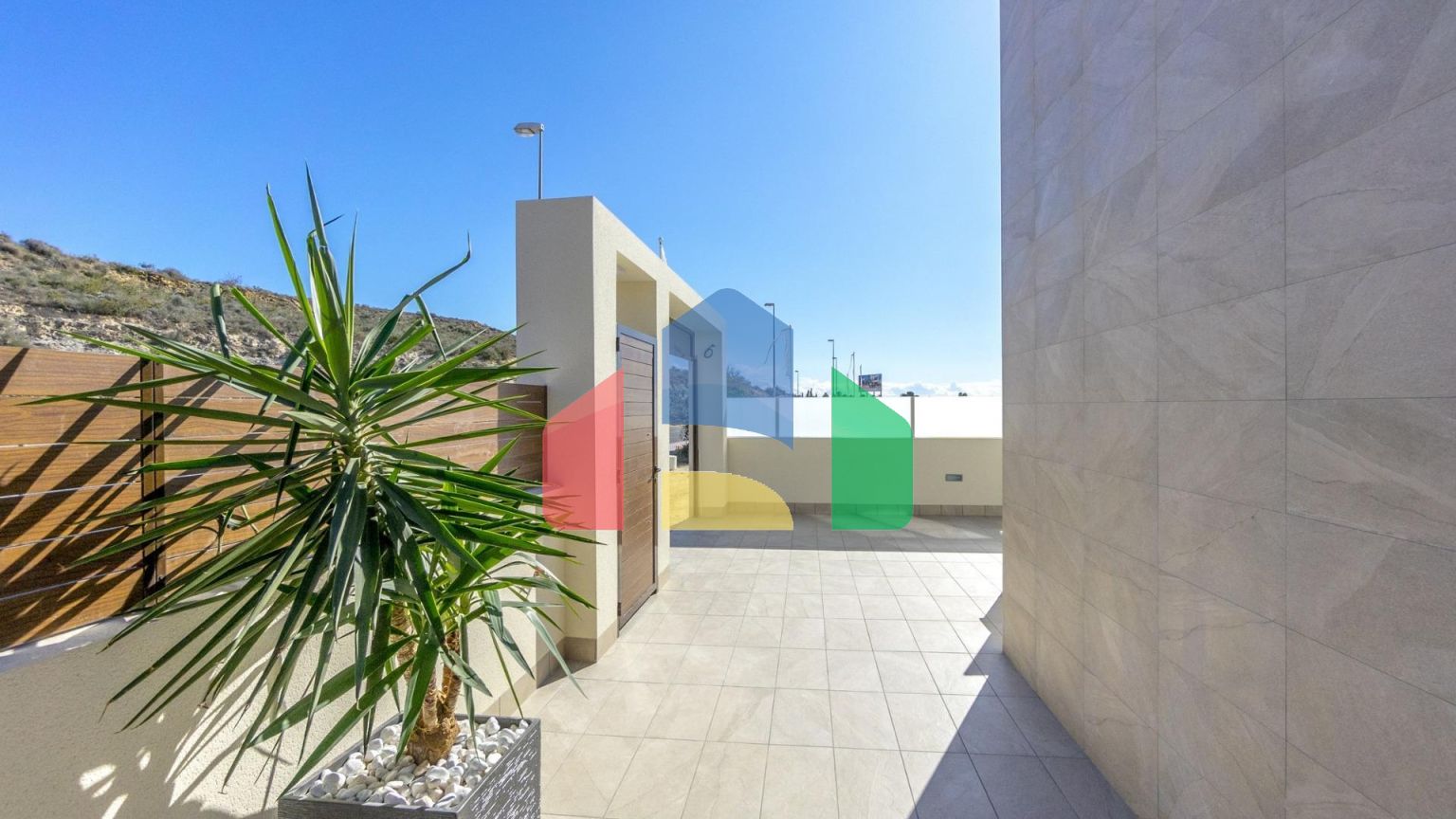 НОВЫЕ ВИЛЛЫ В РОХАЛЕСЕ