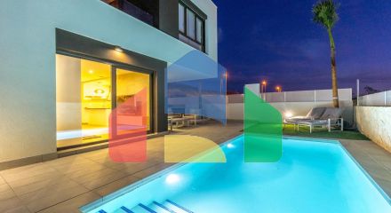 НОВЫЕ ВИЛЛЫ В РОХАЛЕСЕ