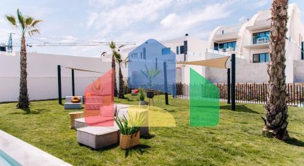 РОСКОШНАЯ И ДИЗАЙНЕРСКАЯ КВАРТИРА РЯДОМ С ПОЛЕМ ДЛЯ ГОЛЬФА РОСКОШНАЯ И ДИЗАЙНЕРСКАЯ КВАРТИРА РЯДОМ С ПОЛЕМ ДЛЯ ГОЛЬФА