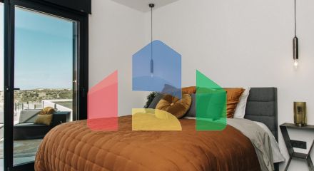 Дизайнерская вилла общей площадью 250 квадратных метров с видом на Гуардамар и море.