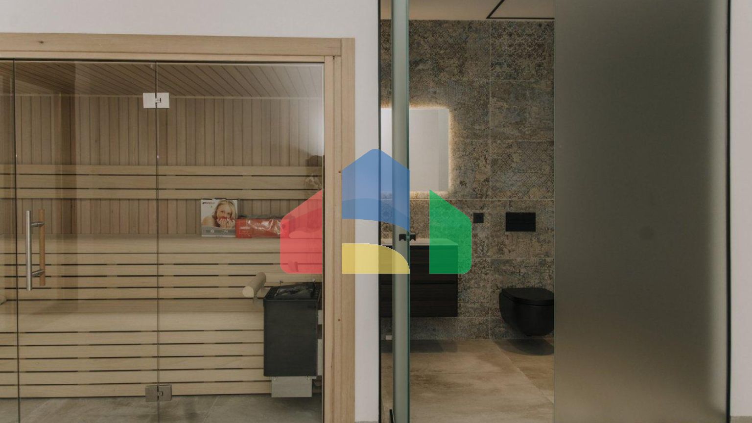 Дизайнерская вилла общей площадью 250 квадратных метров с видом на Гуардамар и море.