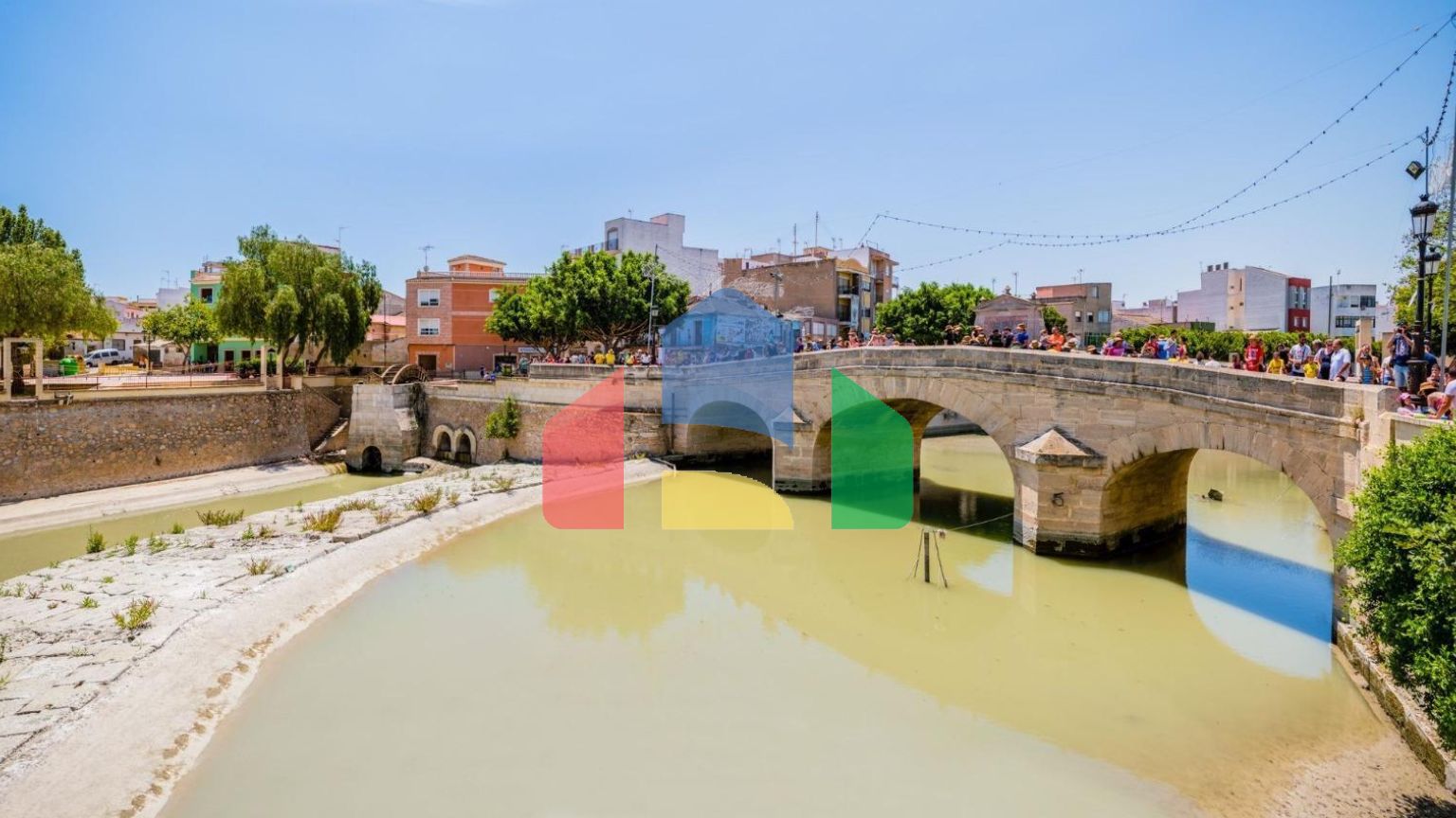 НОВЫЕ ВИЛЛЫ В РОХАЛЕСЕ