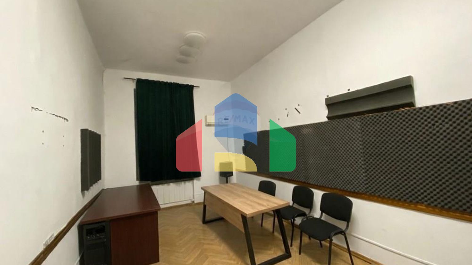 Commercial - Building - Tbilisi - GE