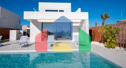 Stunning Villas in Los Montesinos