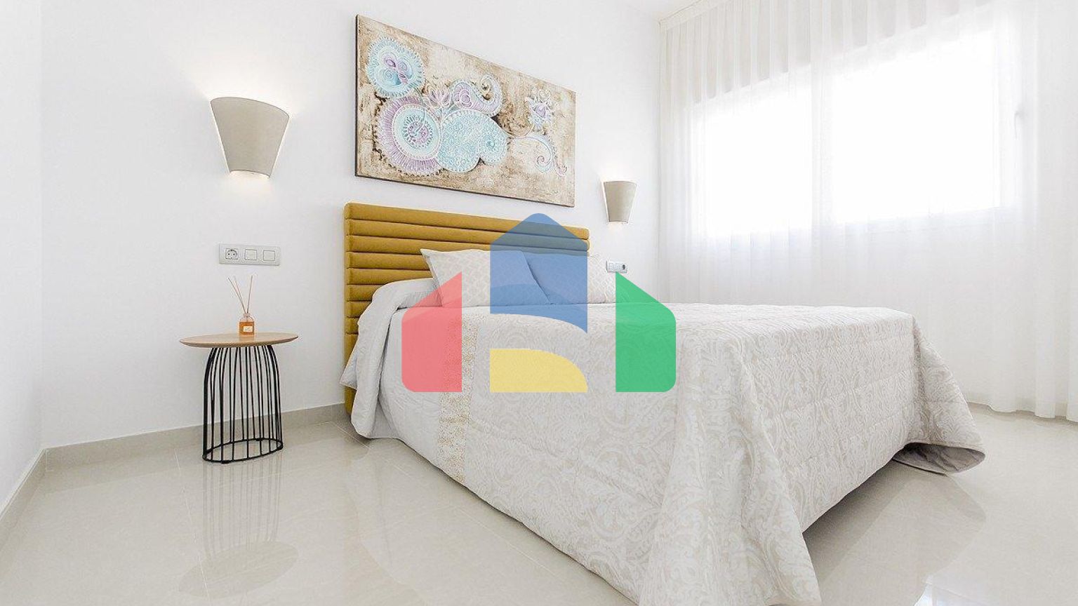 НОВЫЕ ВИЛЛЫ В ЛОС МОНТЕСИНОС