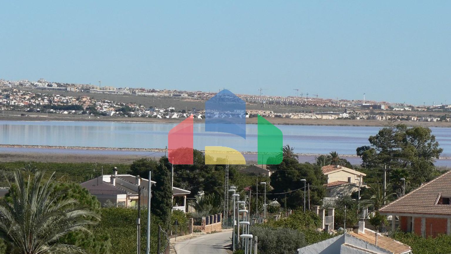 НОВЫЕ ВИЛЛЫ В ЛОС МОНТЕСИНОС