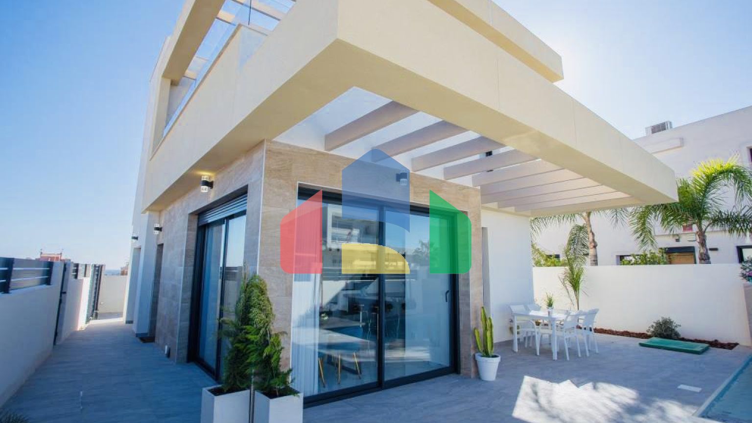 Detached villa with private pool