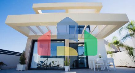 Detached villa with private pool