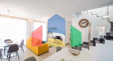 Detached villa with private pool