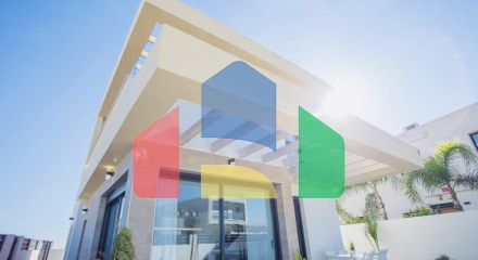 Detached villa with private pool