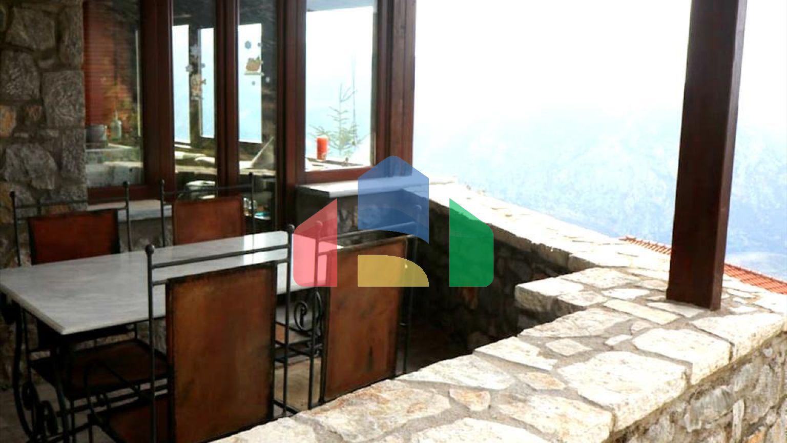 Продаж - Вілла 140 m² в Арахове