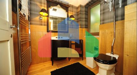 Продаж - Котедж 402 m² в Арахове