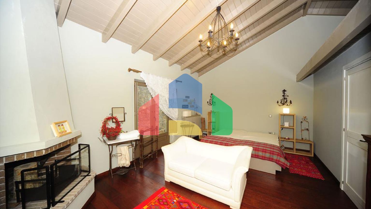 Продаж - Котедж 402 m² в Арахове