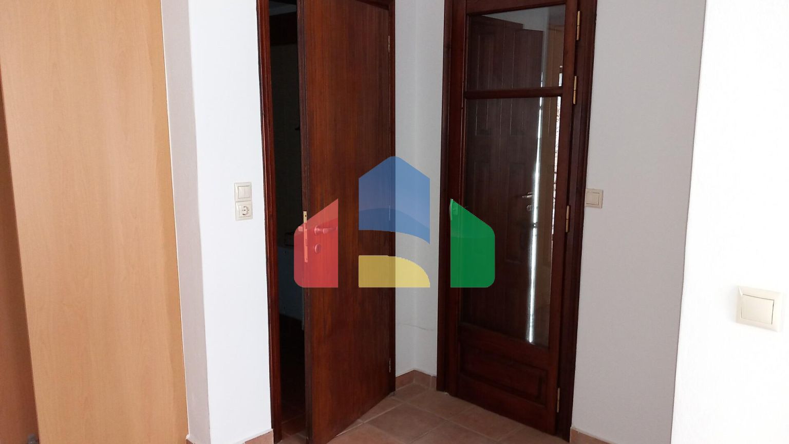 Продаж - Будівля 183 m² в Арахове