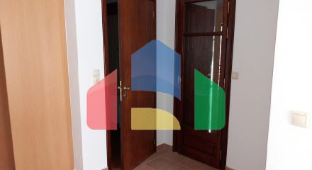 Продаж - Будівля 183 m² в Арахове