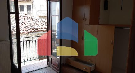 Продаж - Будівля 183 m² в Арахове