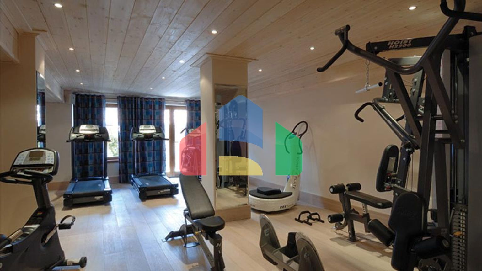 Продажа - Гостиница 5720 m² в Арахове