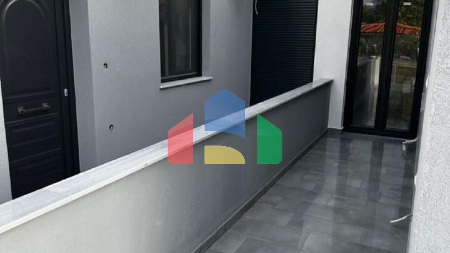 Продаж - Таунхаус 60 m² в Аспровальті