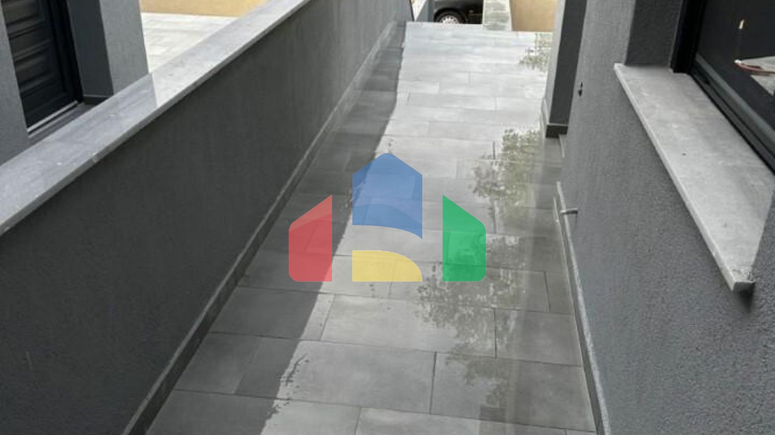 Продаж - Таунхаус 60 m² в Аспровальті