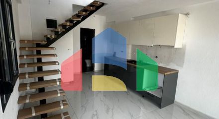 Продаж - Таунхаус 60 m² в Аспровальті