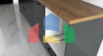 Продаж - Таунхаус 60 m² в Аспровальті