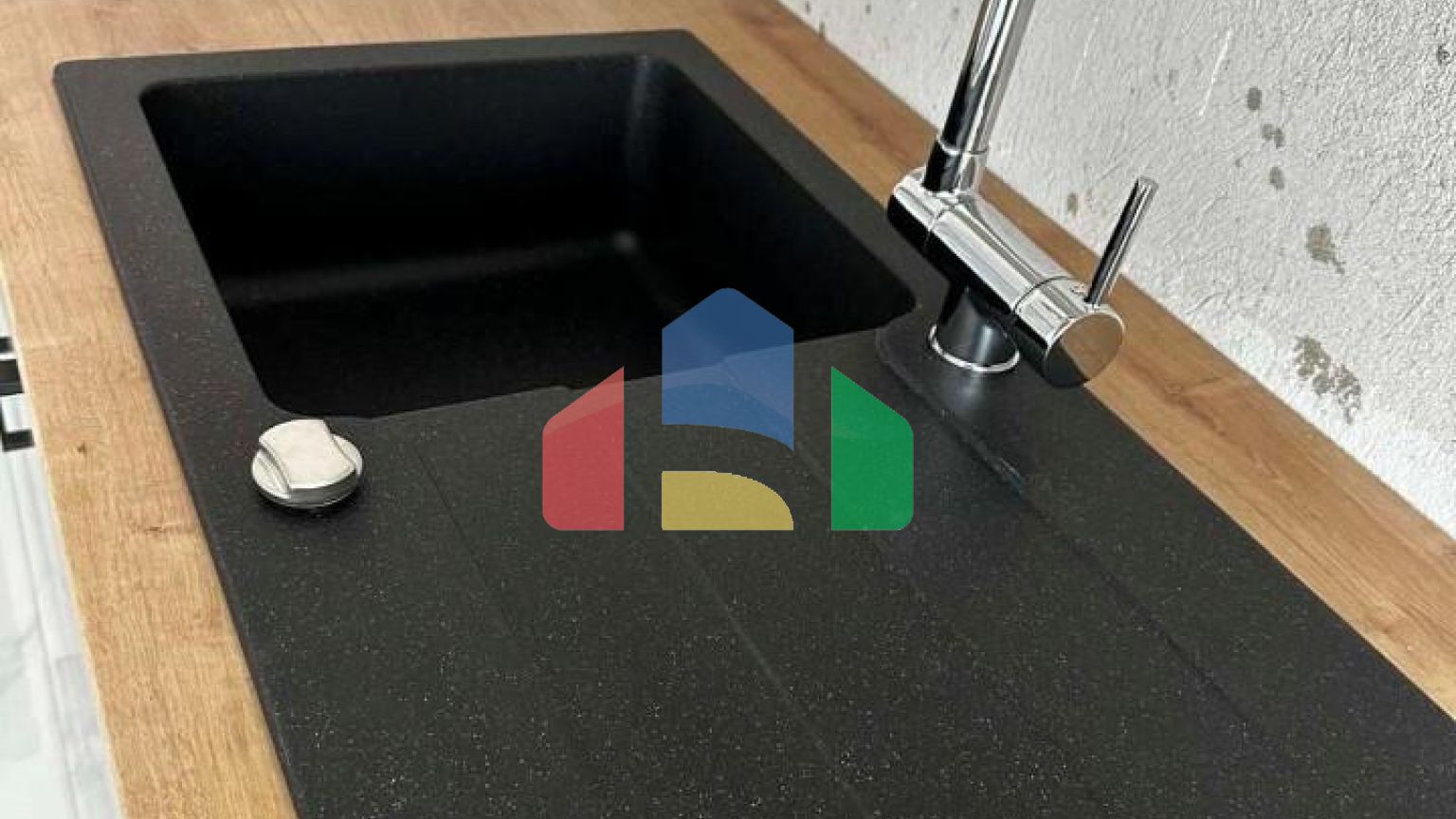 Продаж - Таунхаус 60 m² в Аспровальті