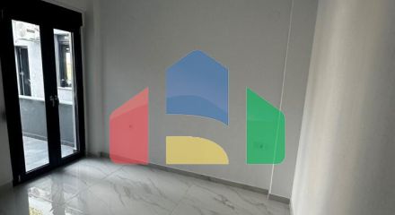 Продаж - Таунхаус 60 m² в Аспровальті