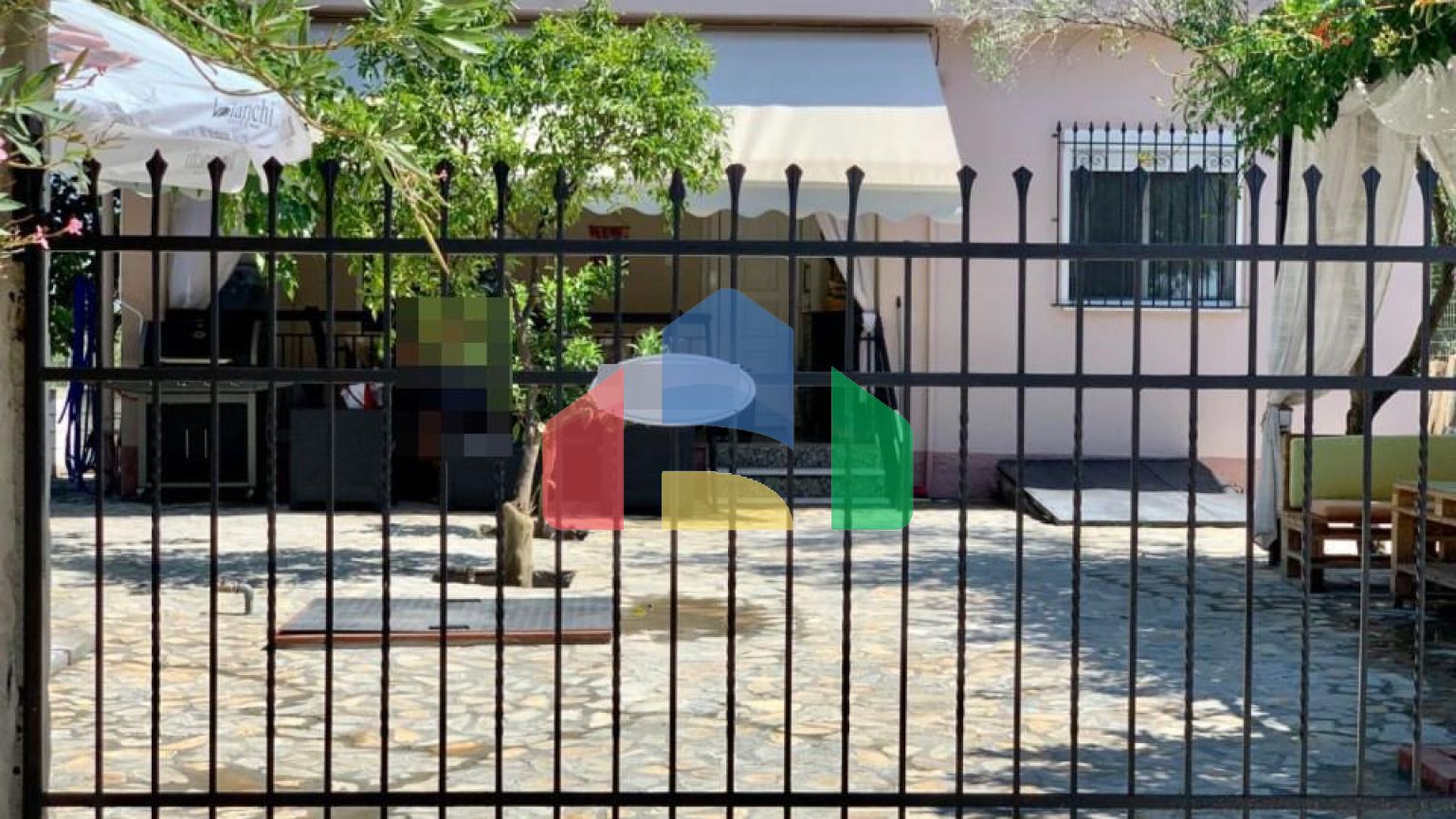 Продаж - Котедж 80 m² в Аспровальті