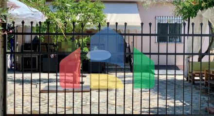 Продаж - Котедж 80 m² в Аспровальті