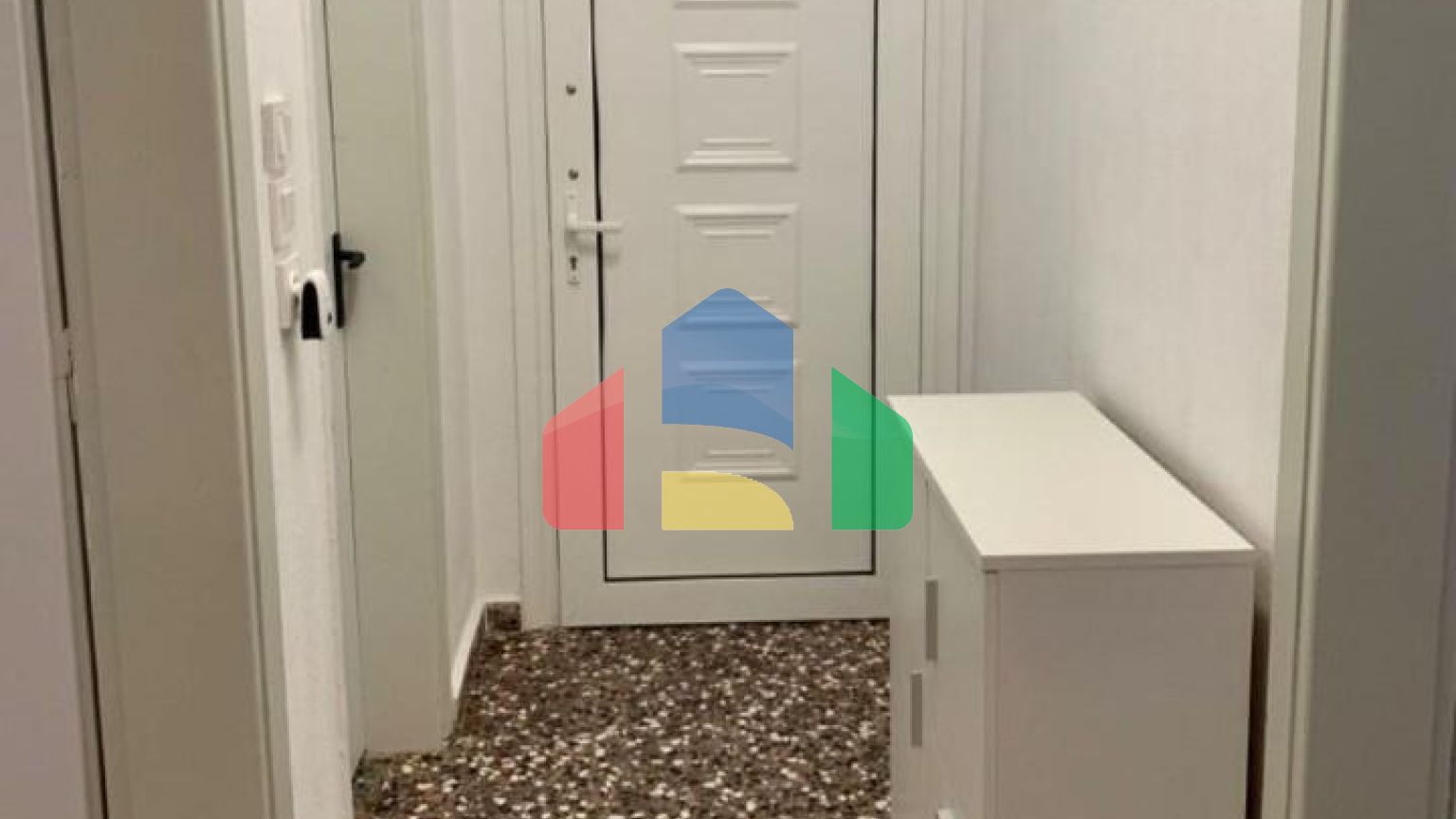 Продаж - Котедж 80 m² в Аспровальті