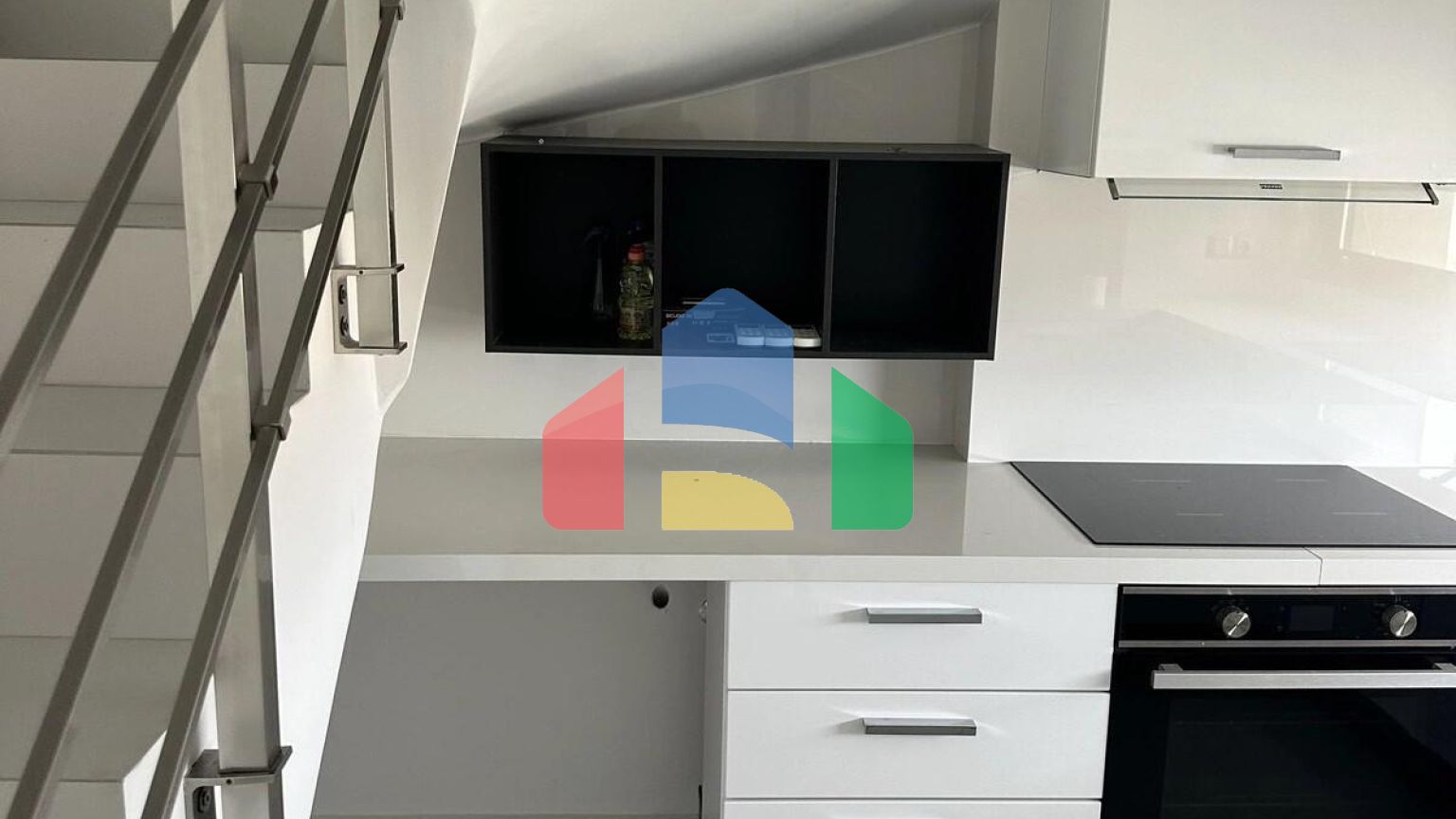 Продаж - Таунхаус 102 m² в Афінах