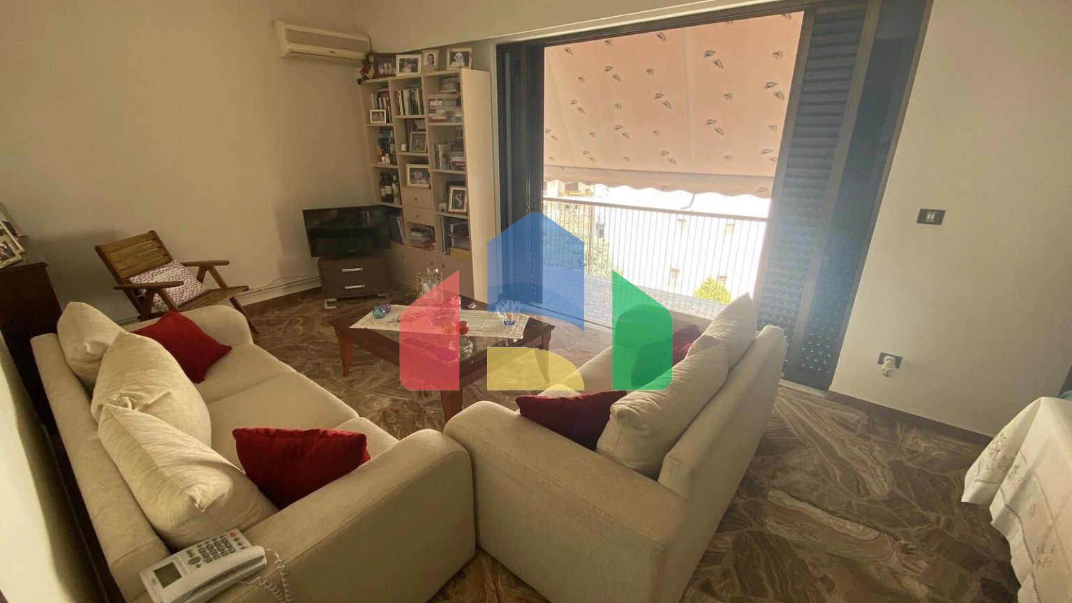 Продажа - Здание 240 m² в Афинах