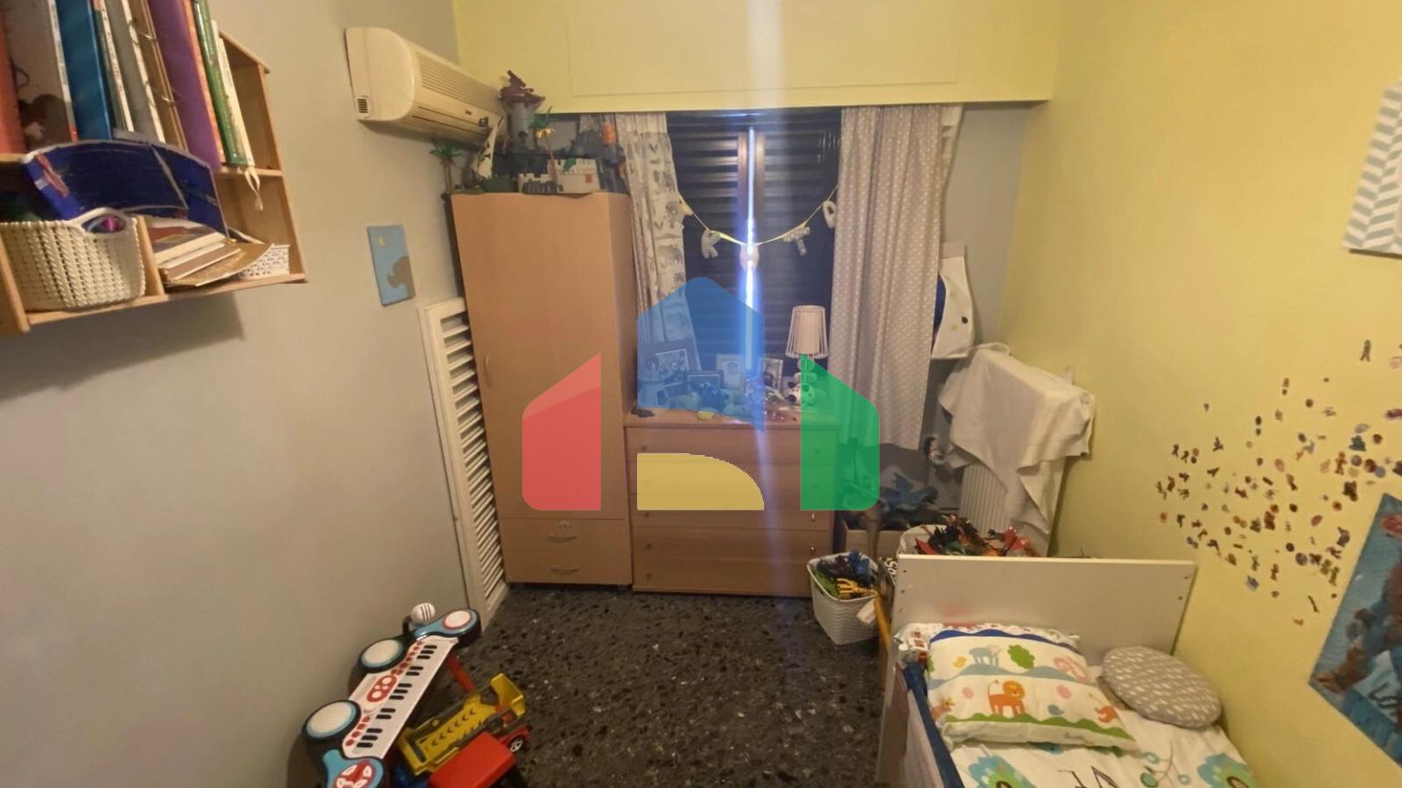 Продажа - Здание 240 m² в Афинах