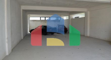 Продаж - Будівля 420 m² в Афінах