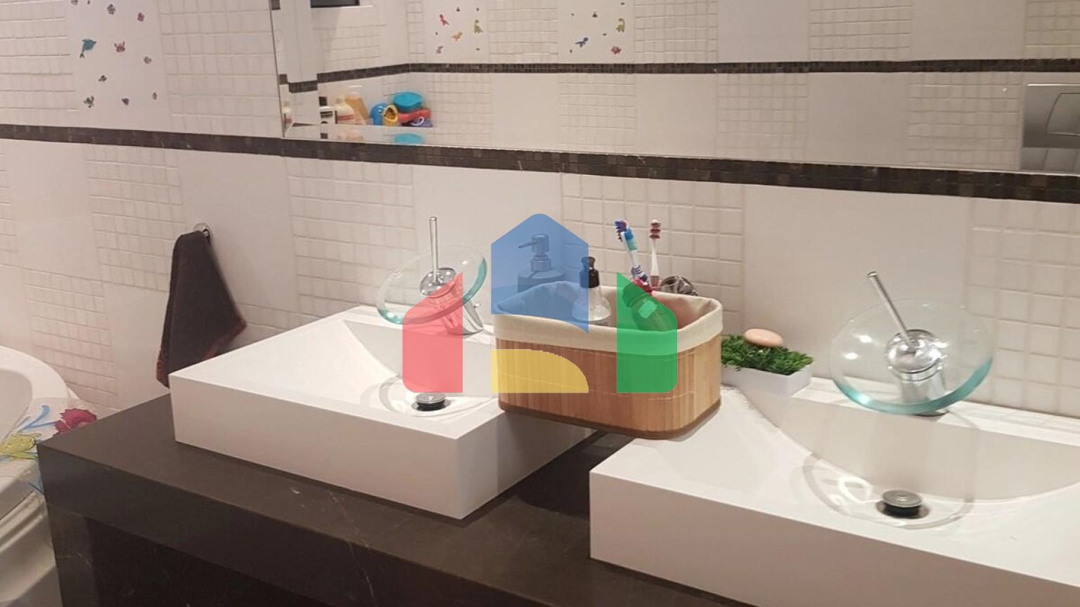 Продаж - Таунхаус 497 m² в Афінах