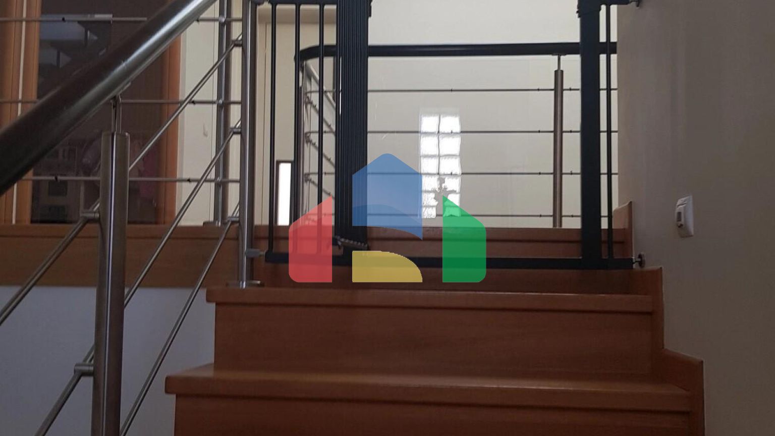 Продаж - Таунхаус 497 m² в Афінах