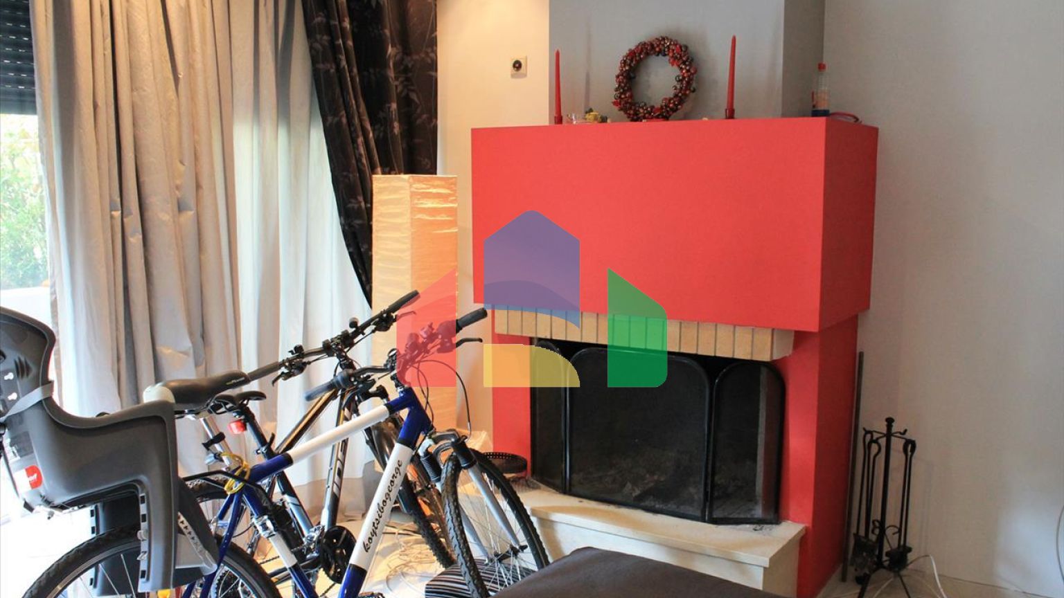 Продаж - Таунхаус 265 m² в Афінах