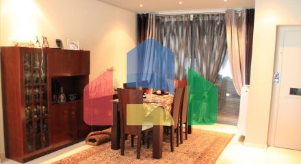 Продаж - Таунхаус 265 m² в Афінах