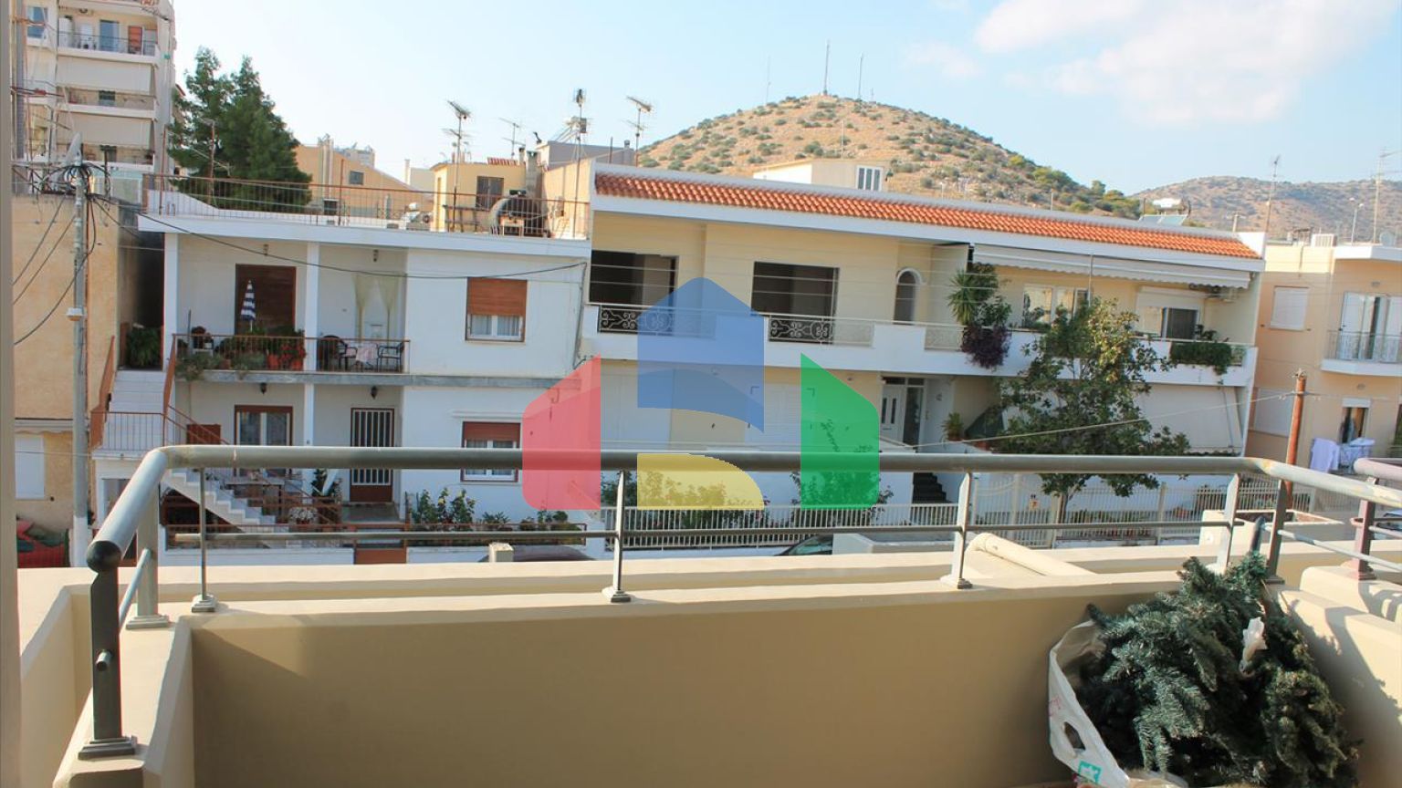 Продаж - Таунхаус 265 m² в Афінах