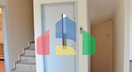 Продаж - Таунхаус 240 m² в Афінах