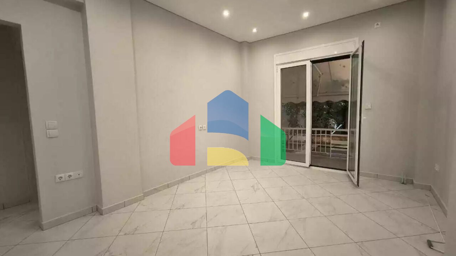 Продаж - Квартира 68 m² в Афінах