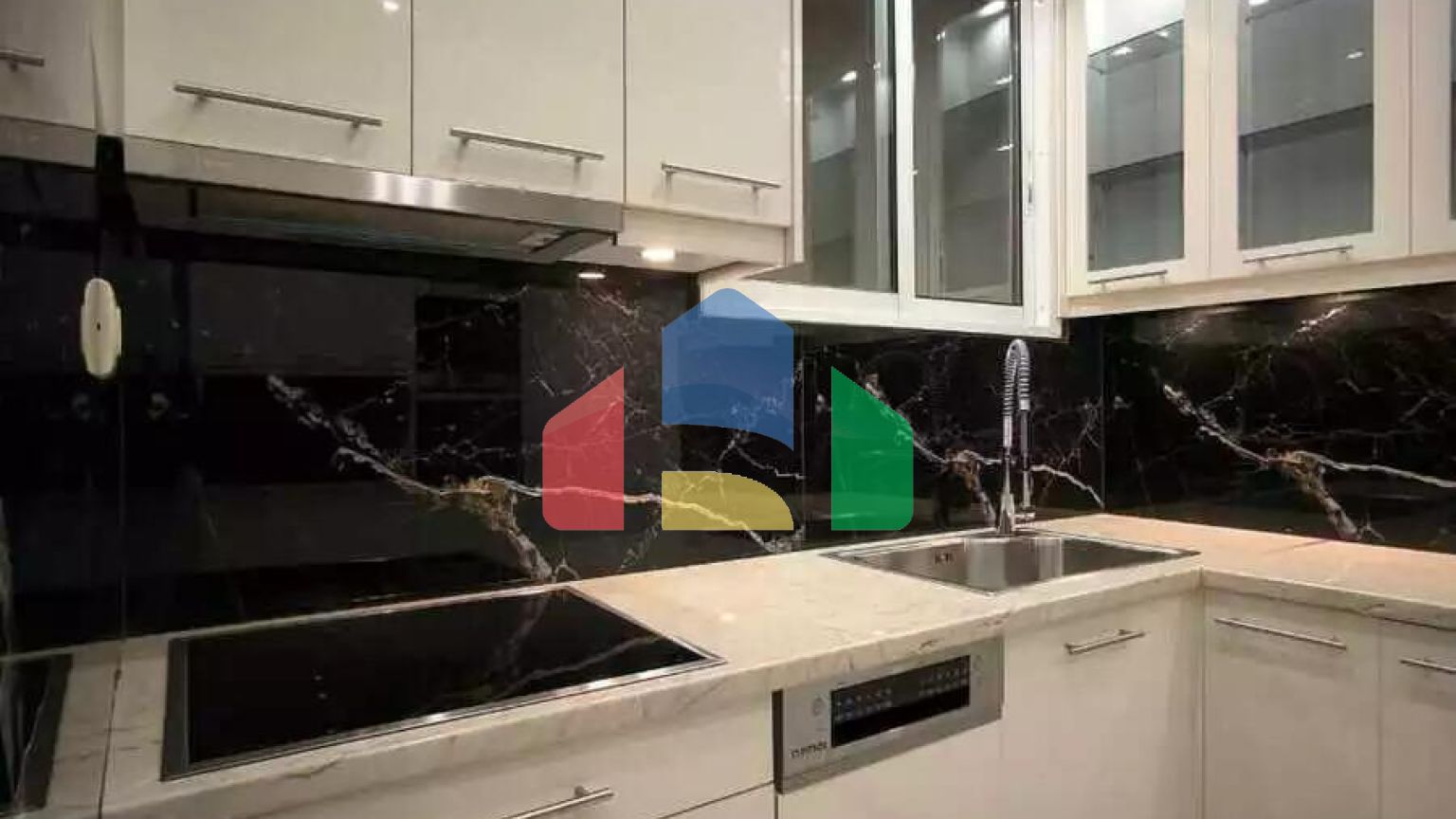 Продаж - Квартира 68 m² в Афінах