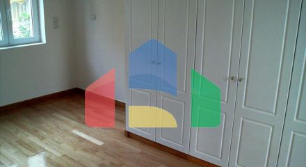 Продажа - Здание 327 m² в Афинах