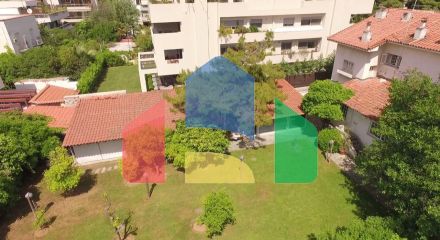 Продажа - Здание 550 m² в Афинах