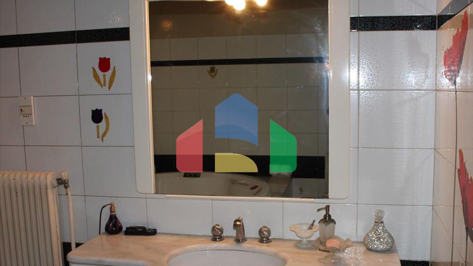 Продаж - Таунхаус 250 m² в Афінах