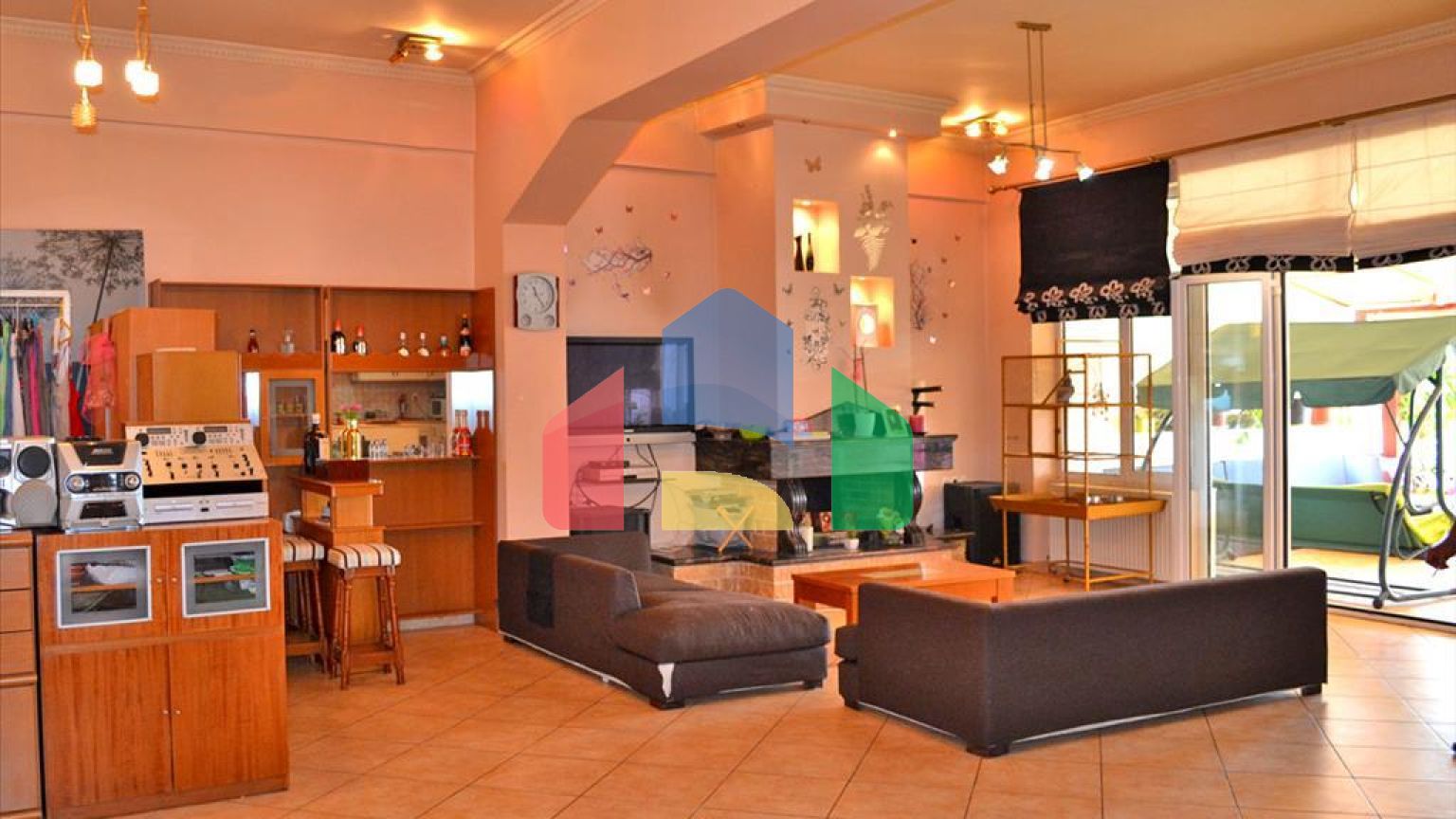 Продаж - Будівля 1003 m² в Афінах