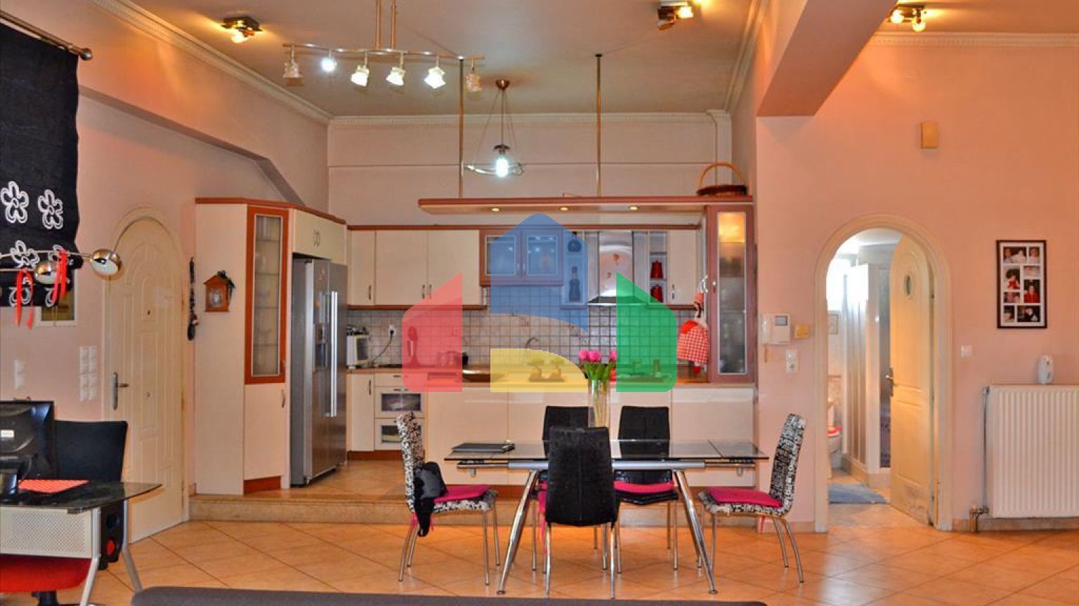 Продаж - Будівля 1003 m² в Афінах