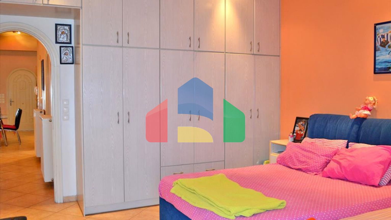 Продаж - Будівля 1003 m² в Афінах