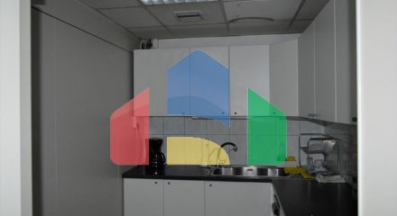 Продаж - Будівля 2800 m² в Афінах